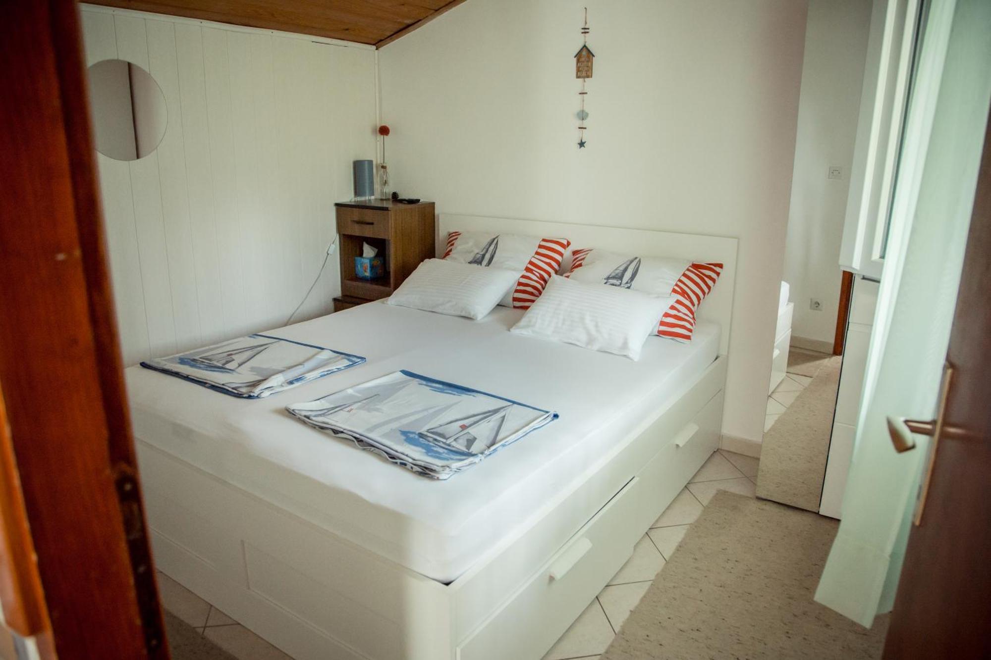 Felix Apartment Biograd Biograd Na Moru Exteriör bild