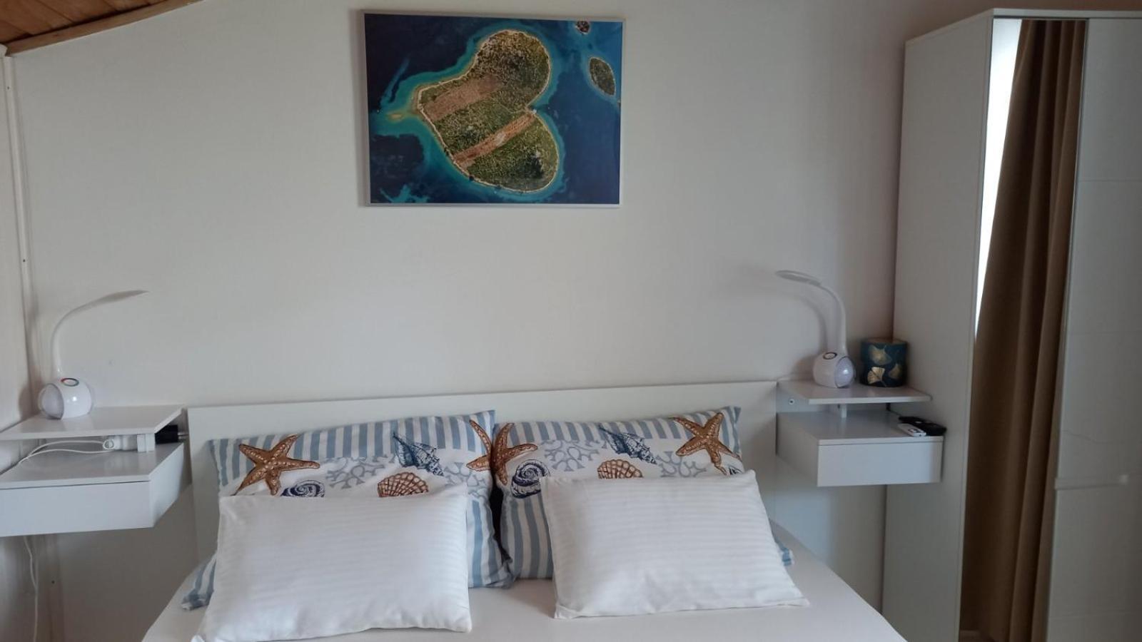 Felix Apartment Biograd Biograd Na Moru Exteriör bild
